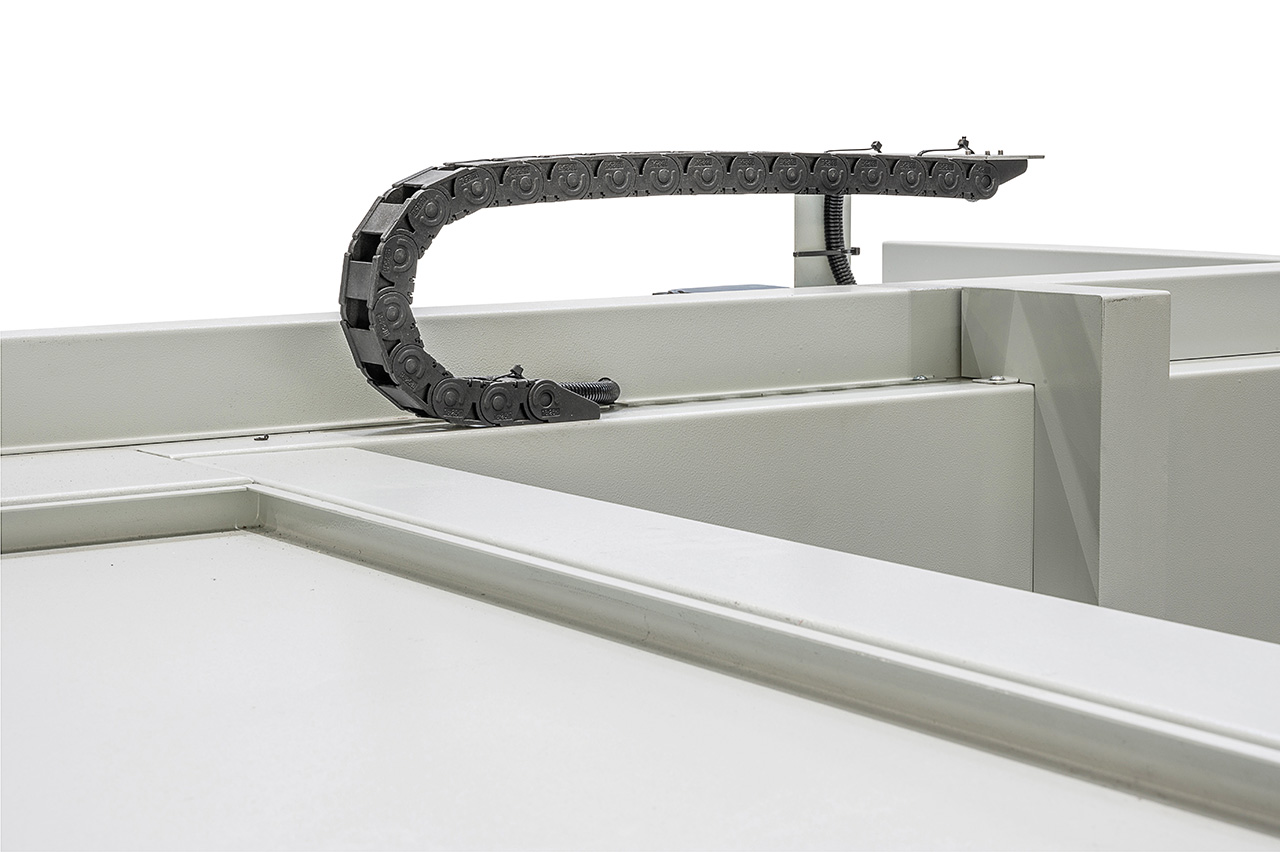 Universal-Schleifmaschine URS 32150 PLC **