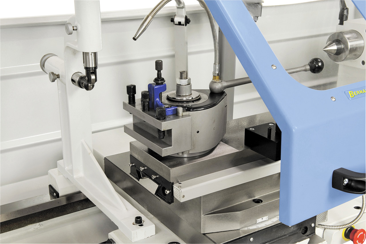 Produktionsdrehmaschine Titan 800 x 3000 inkl. 3-Achs-Digitalanzeige *