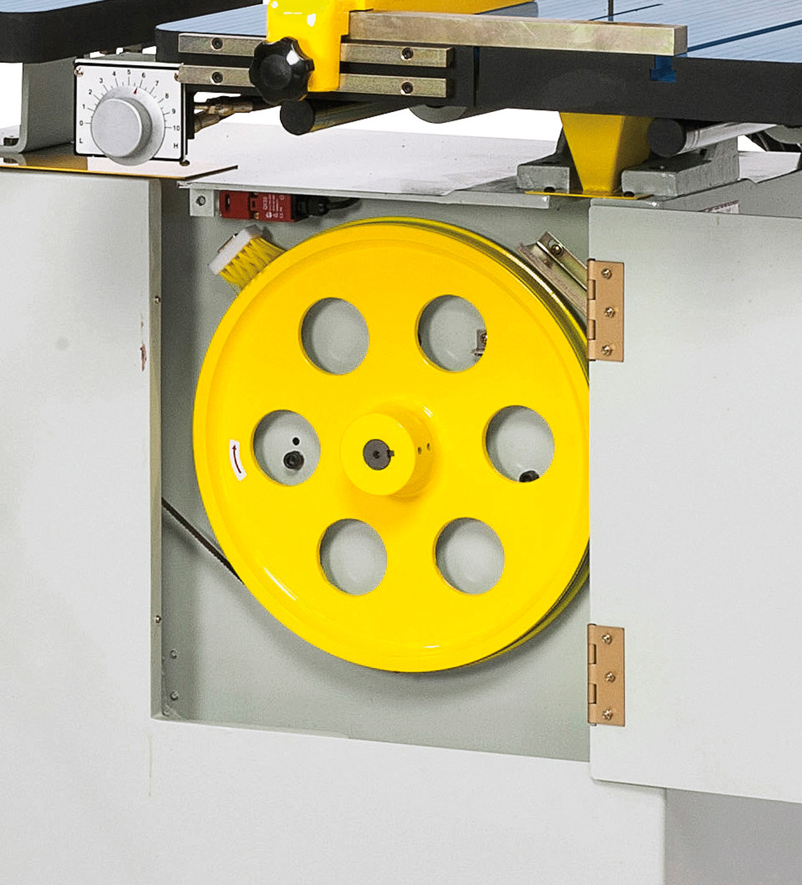Vertikalbandsäge VMS 1000 A mit automat. Tischvorschub **