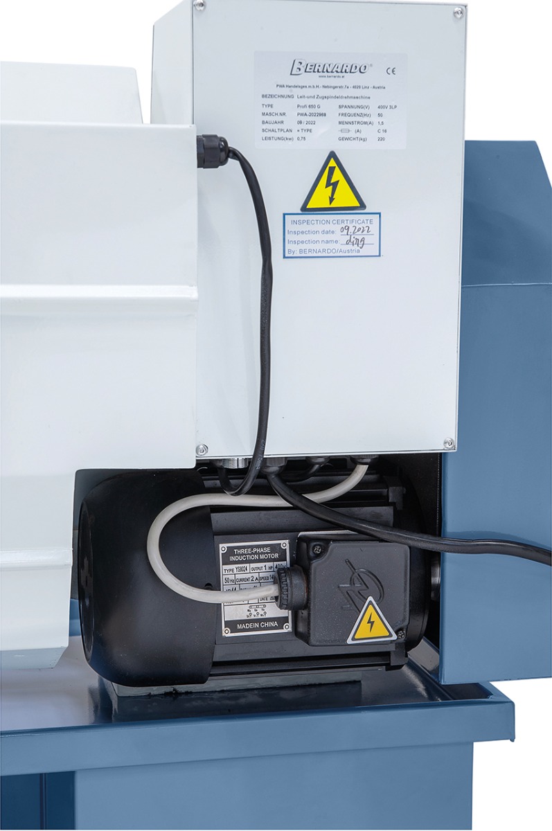 Leit- und Zugspindeldrehmaschine Profi 650 G / 400 V