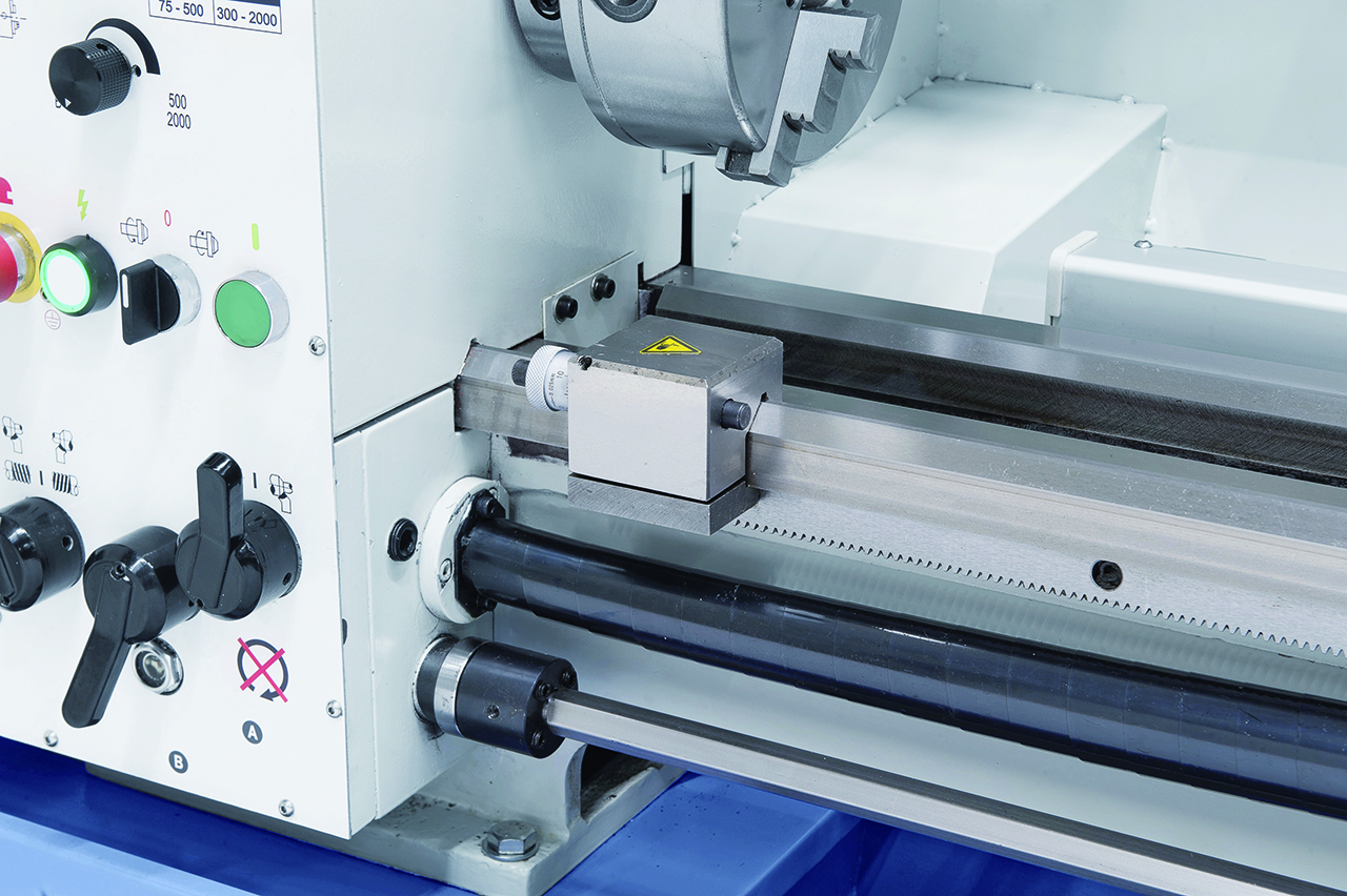 Leit- und Zugspindeldrehmaschine Profi 900 Vario / 400 V inkl. 2-Achs-Digitalanzeige ES-12 V