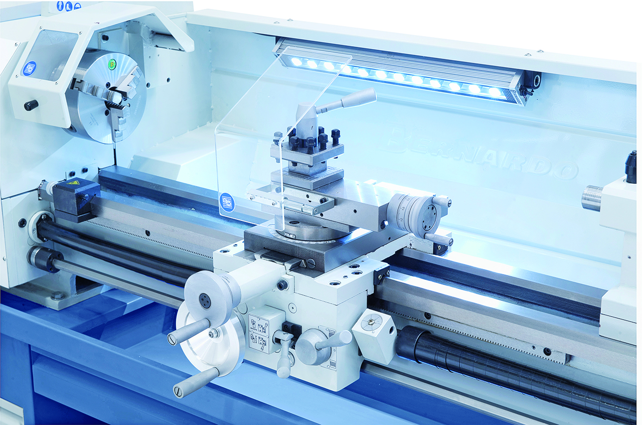 Leit- und Zugspindeldrehmaschine Profi 900 Vario / 400 V