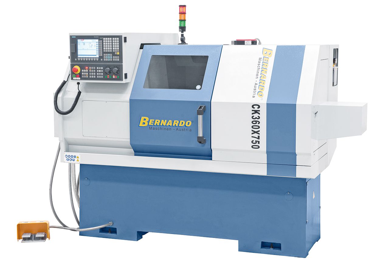 CNC-Drehmaschine CK 360 x 750 *