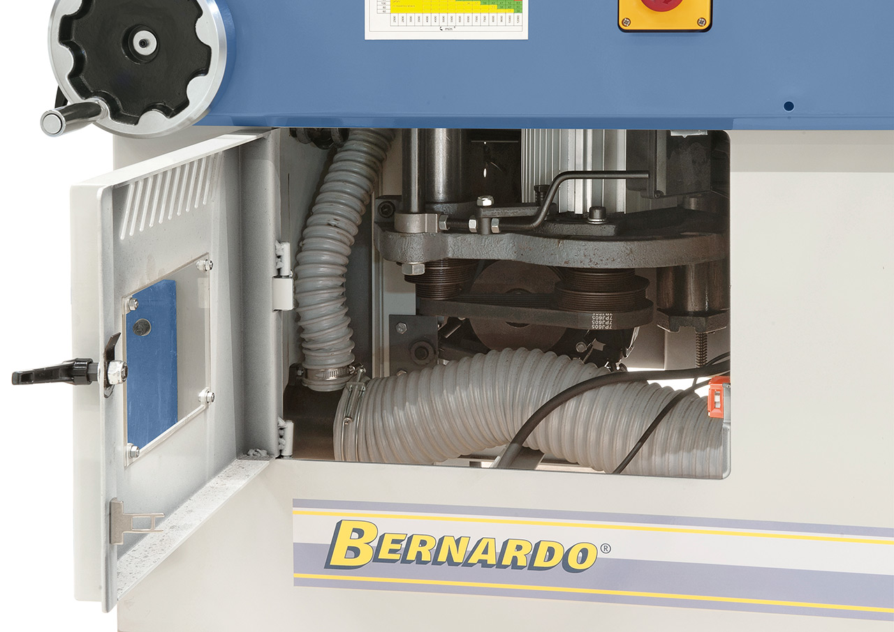 Universal-Kombimaschine CF 410 F - 2600 *