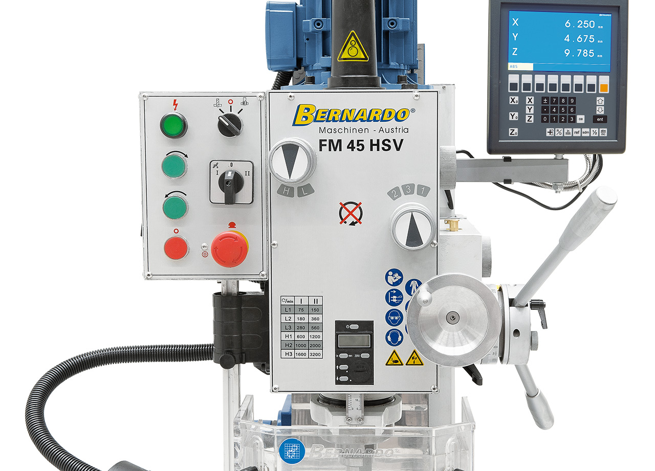 Die Digitalanzeige ES-12 V mit LCD- Display bietet vielfältige Funktionen wie z.B.: Lochkreisbearbeitung,  Taschenfräsfunktion, …