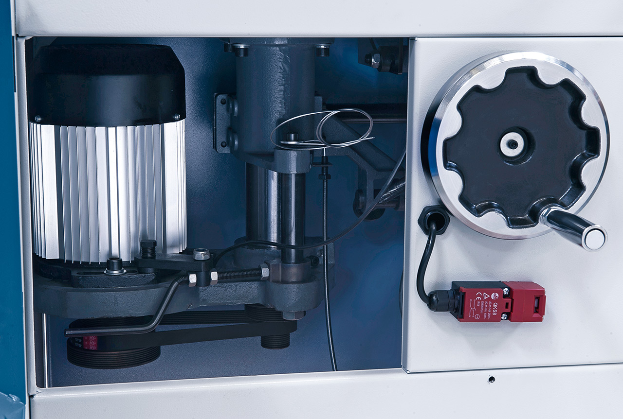 Schwenkspindelfräsmaschine T 800 F / 230 V