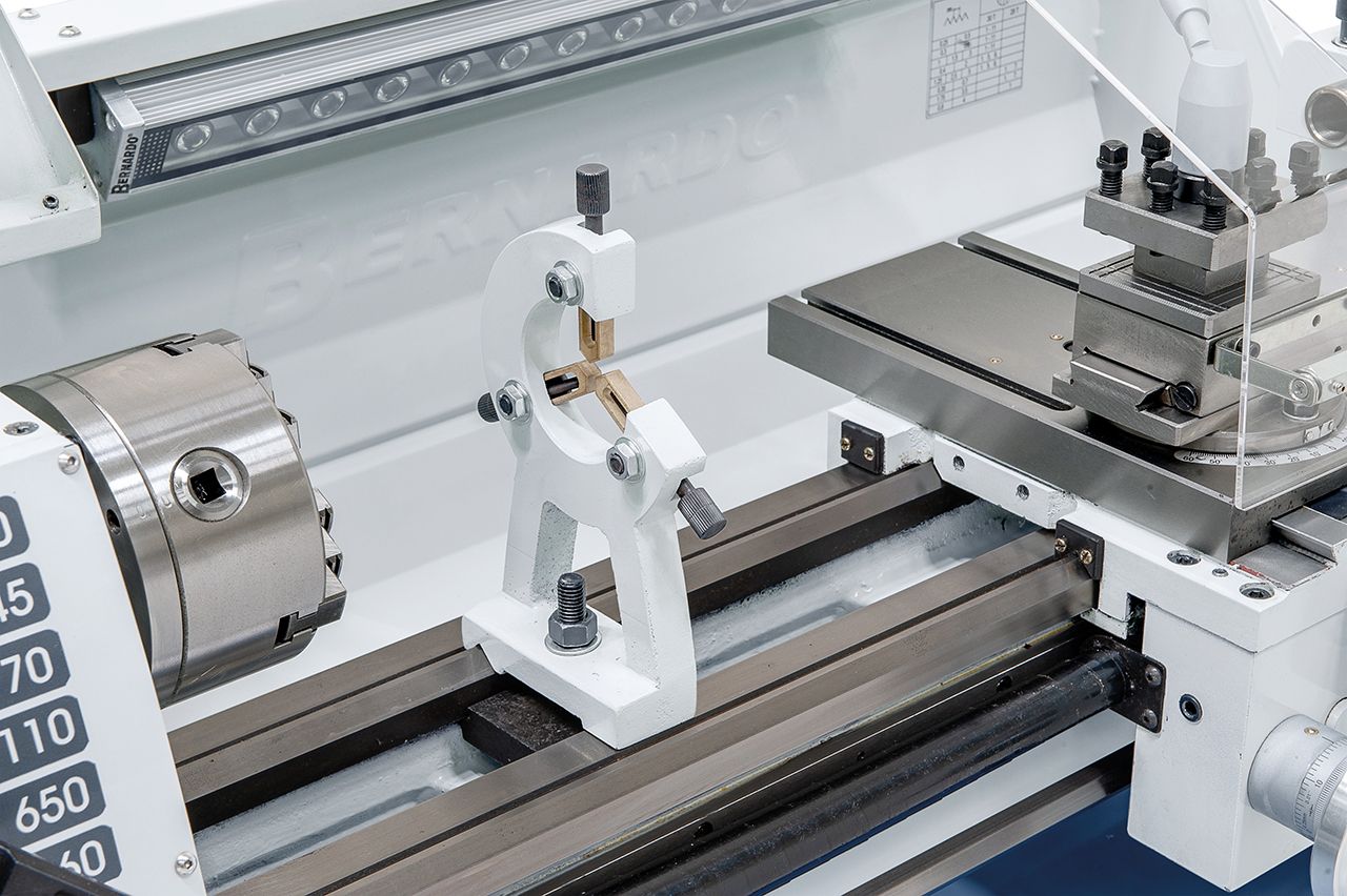 Leit- und Zugspindeldrehmaschine Profi 650 G / 400 V