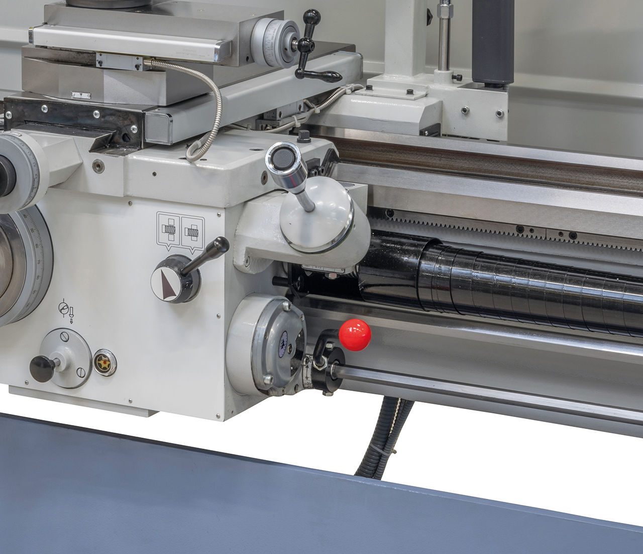Produktionsdrehmaschine Titan 560 x 2000 Pro inkl. 3-Achs-Digitalanzeige *