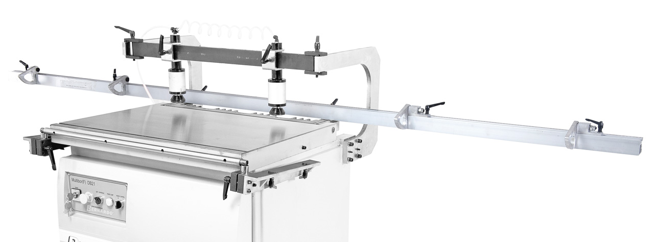 Alu-Anschlag 3000 mm mit 4 Klappanschlägen f. DB 21