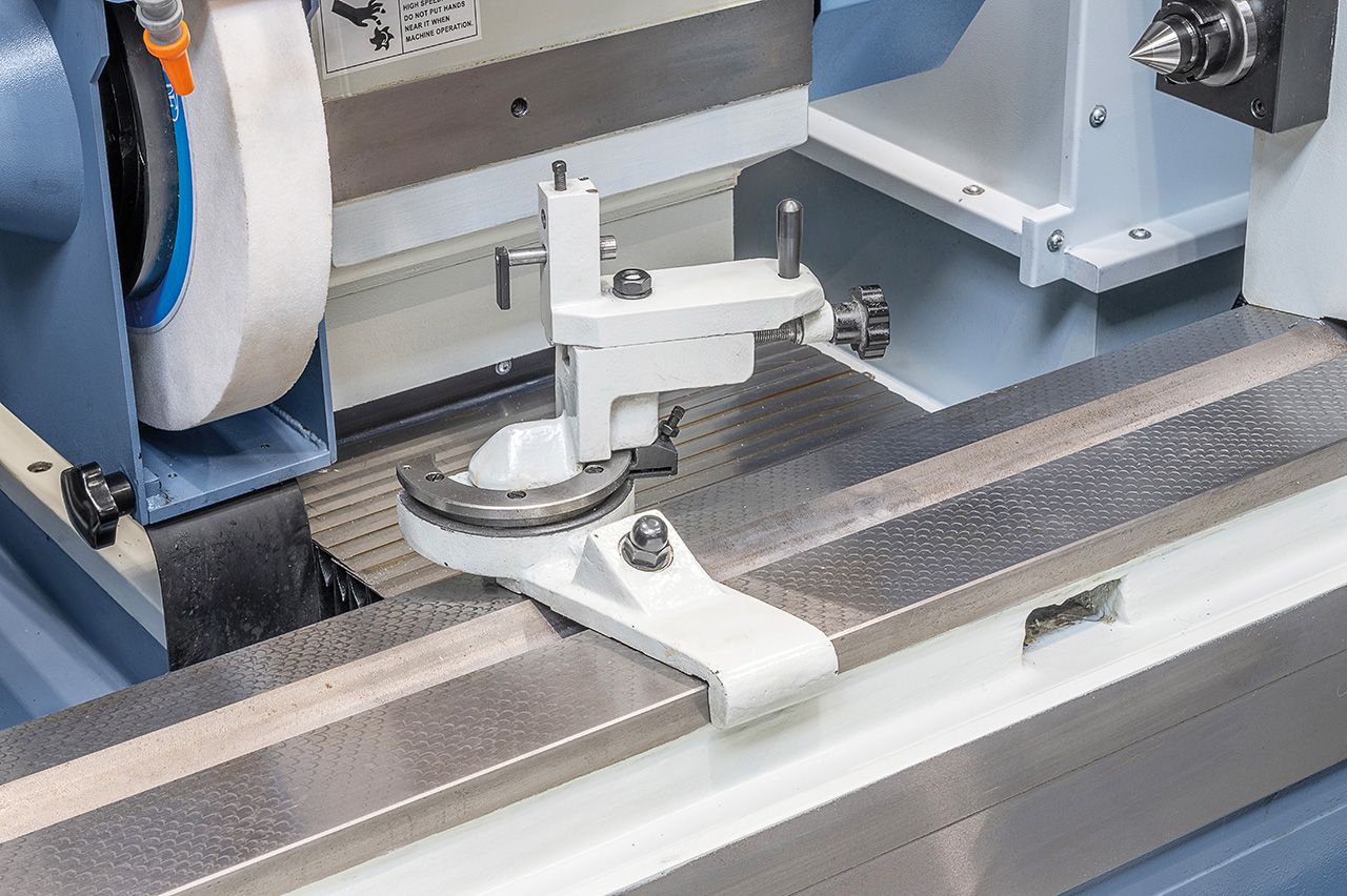 Universal-Schleifmaschine URS 32150 PLC **