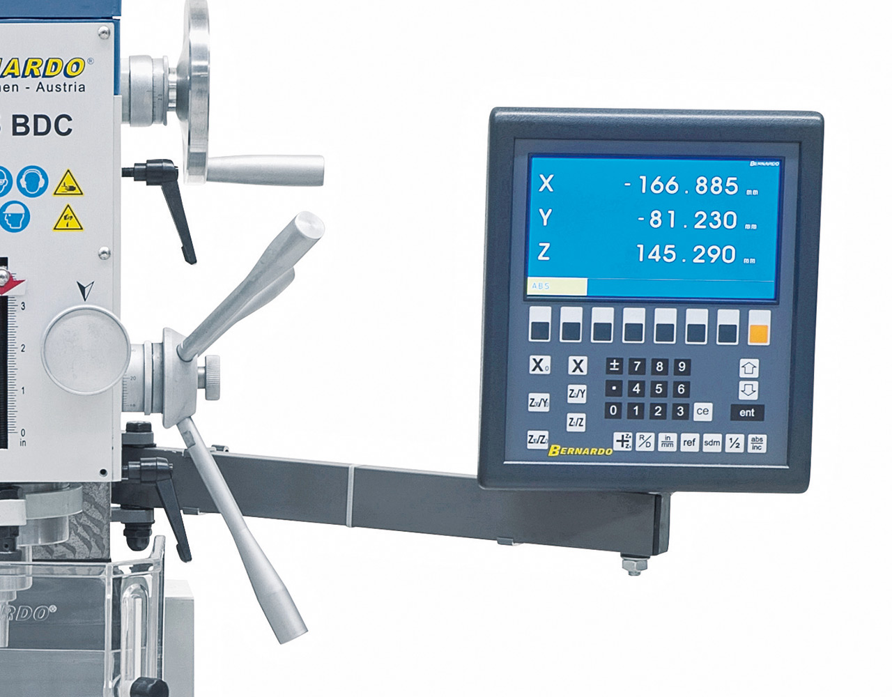 Digitalanzeige Bernardo ES-12 V in x-, y- und z-Achse ist im Lieferumfang enthalten.