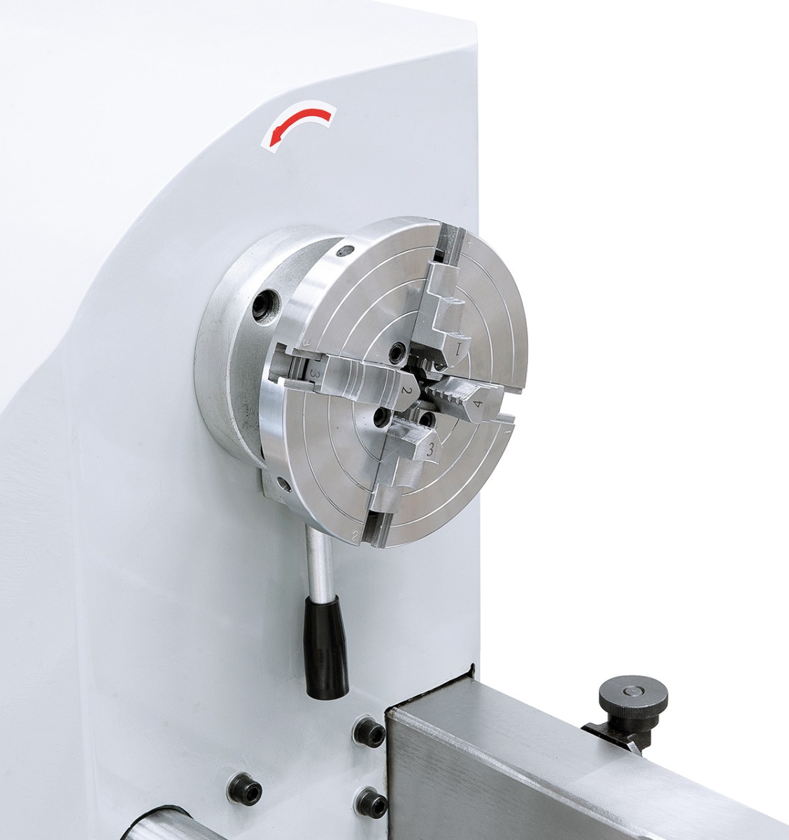 Stabiler Spindelstock für 
vibrationsfreies und sauberes 
Arbeiten. Abbildung mit 
4-Backen-Spannfutter 
150 mm / M 33 (Option)