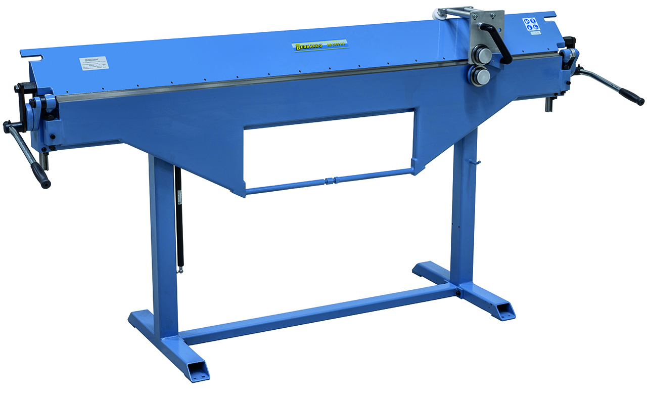 Schwenkbiegemaschine BB 2000 RS mit Rollenschere