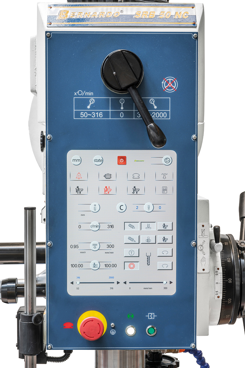 Large touchscreen for all settings, such as speed, drilling / thread cutting, height adjustment of support arm,….