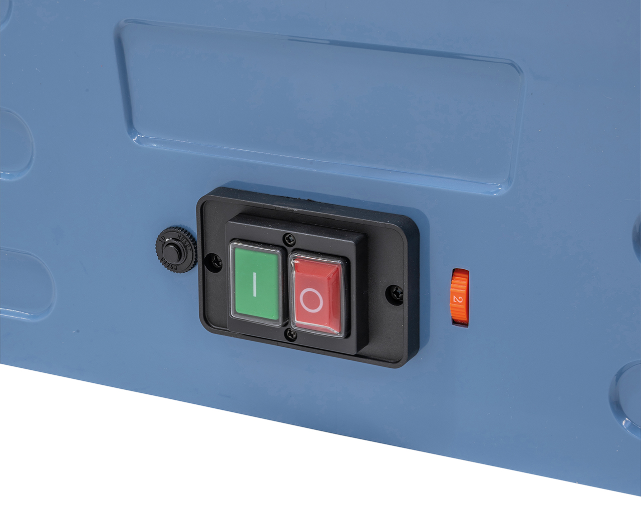 Einfaches Einstellen der  Drehzahl mittels elektrischem  Drehzahlregler.