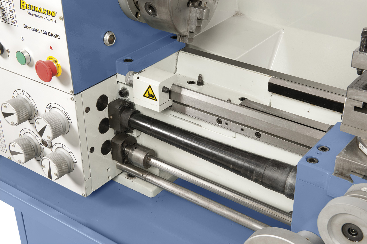 Leit- und Zugspindeldrehmaschine Standard 150 Basic *