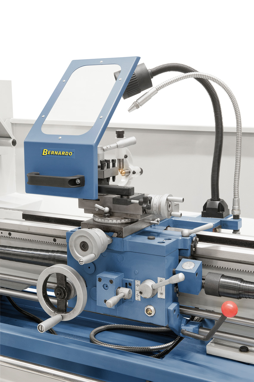 Leit- und Zugspindeldrehmaschine Standard 150 V-Plus *
