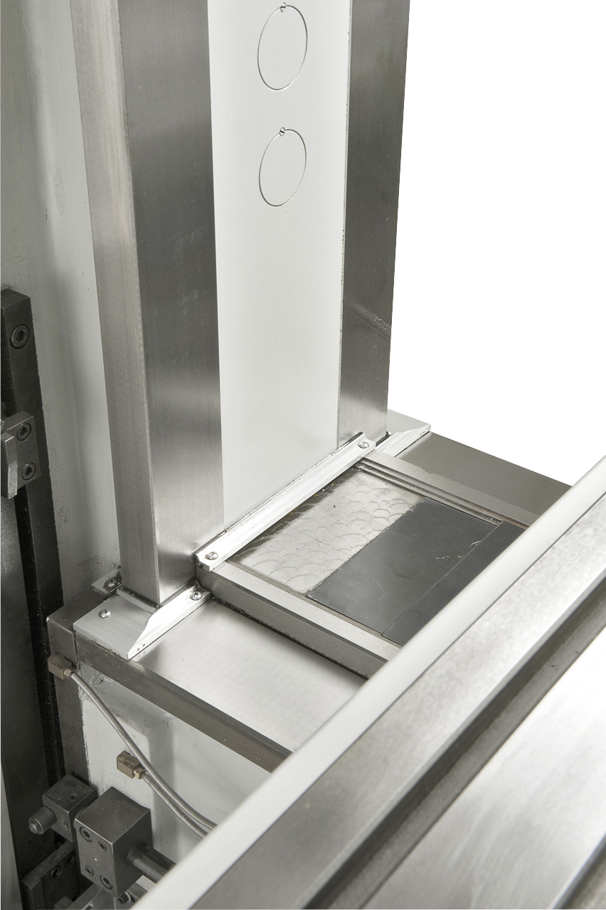 Universalfräsmaschine UWF 95 N inkl. 3-Achs-DRO und pneumat.WK-Klemmung *