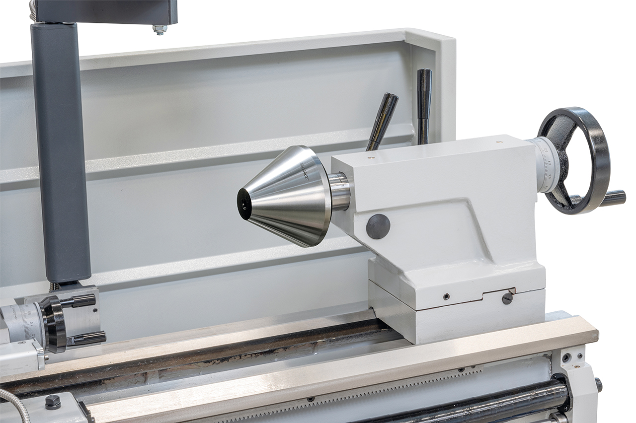 Optional lieferbar: Zentrierkegel  diam. 130 mm zum Spannen von  Rohren.