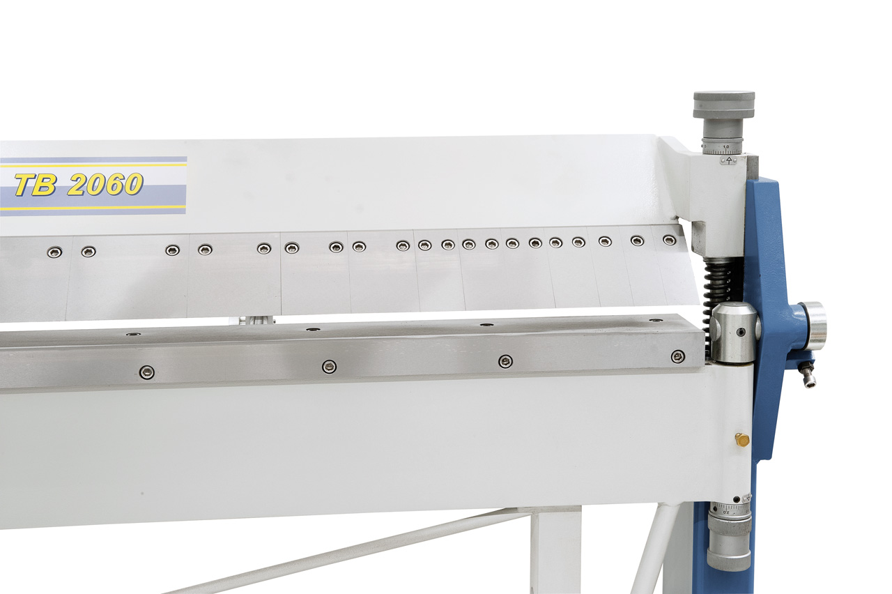 Schwenkbiegemaschine TB 2060 *