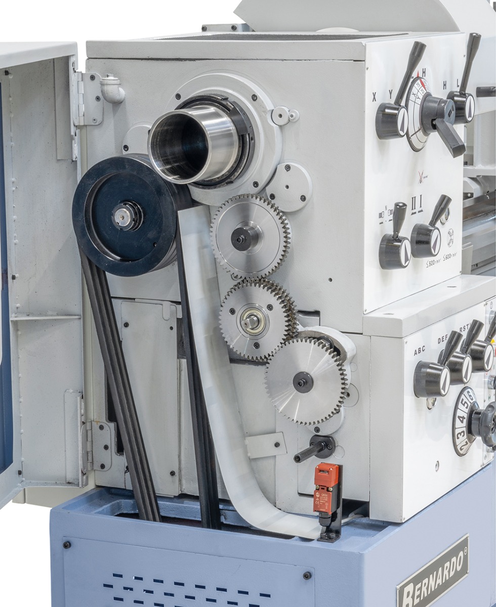 Produktionsdrehmaschine Titan 560 x 2000 Pro inkl. 3-Achs-Digitalanzeige *