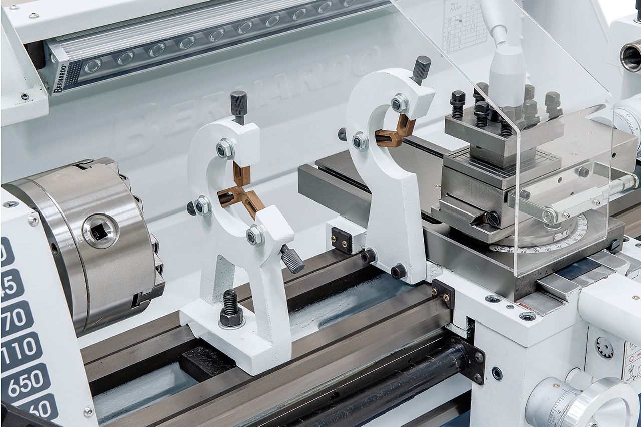 Leit- und Zugspindeldrehmaschine Profi 650 G / 400 V inkl. 2-Achs-Digitalanzeige ES-12 V