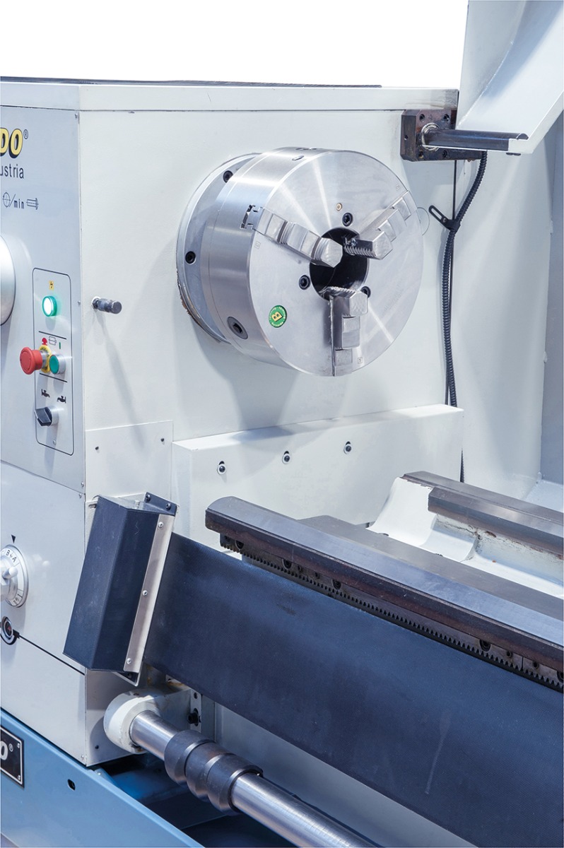 Produktionsdrehmaschine Goliath 660 x 3000 inkl. 3-Achs-Digitalanzeige *