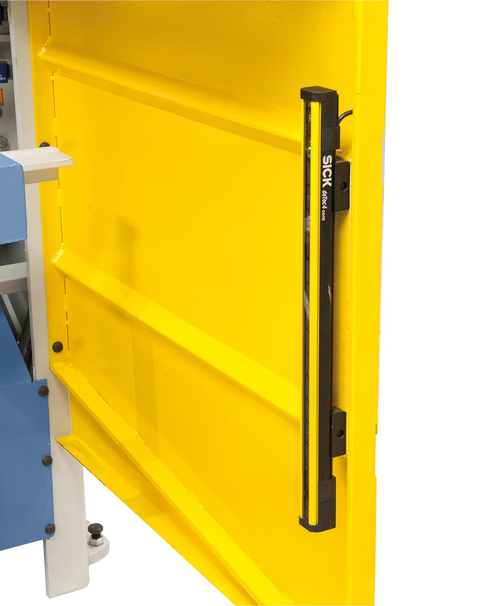 Motorische Tafelschere MTA 3060 x 3 mm NCC mit pneumat. Blechhochhaltevorrichtung *