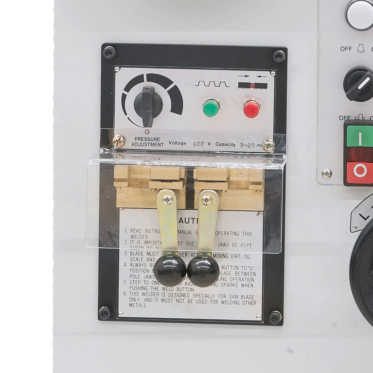 Vertikalbandsäge VMS 610 A mit automat. Tischvorschub **