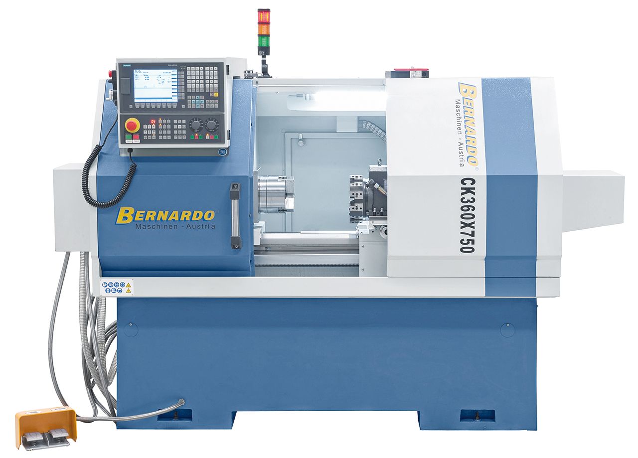 CNC-Drehmaschine CK 360 x 750 *