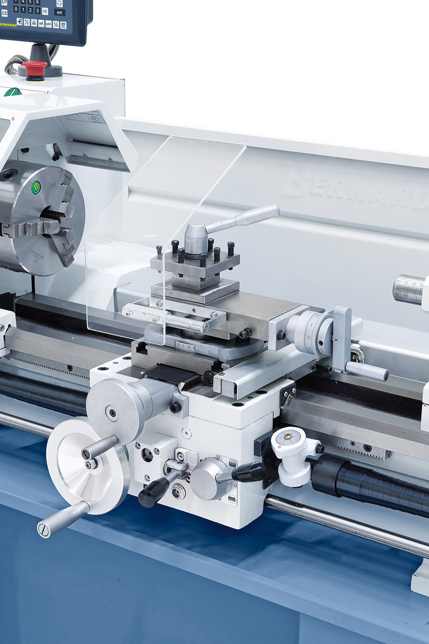 Leit- und Zugspindeldrehmaschine Profi 700 Top / 230 V inkl. 2-Achs-Digitalanzeige ES-12 V