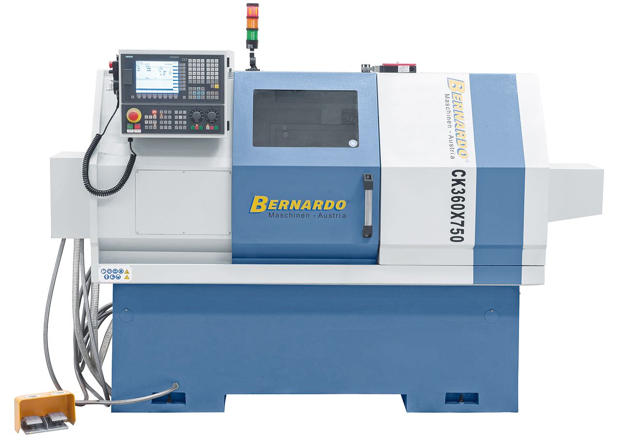 CNC-Drehmaschine CK 360 x 750 *
