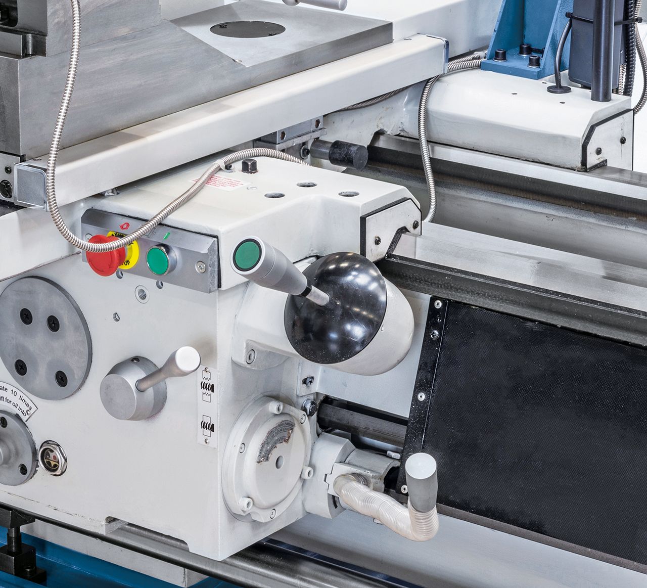 Produktionsdrehmaschine Goliath 800 x 2000 inkl. 3-Achs-Digitalanzeige *