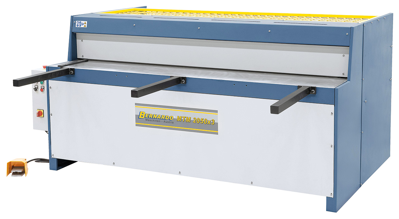 Motorische Tafelschere MTM 2050 x 3 mm mit man. Hinteranschlag
