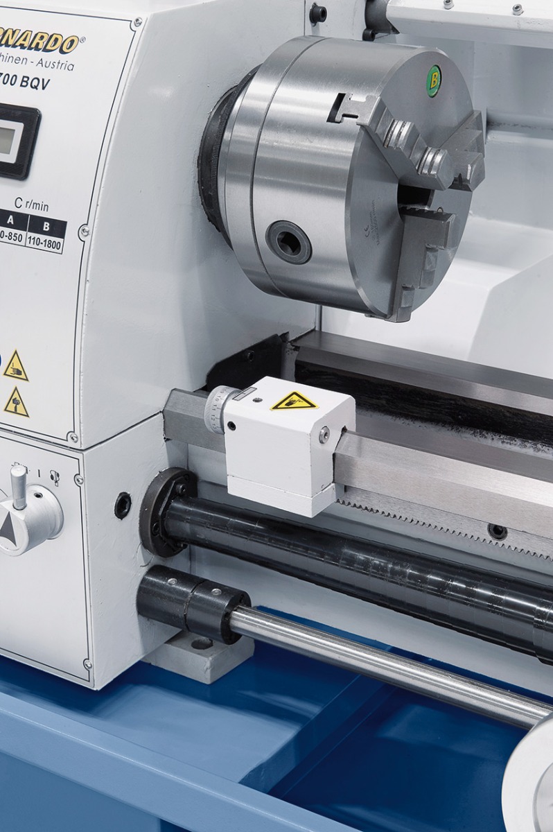 Leit- und Zugspindeldrehmaschine Profi 700 BQV / 230 V